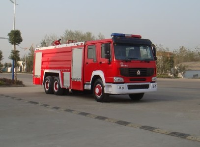 豪沃水罐消防車(10-16噸)