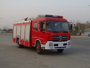東風(fēng)天錦泡沫消防車(6噸)