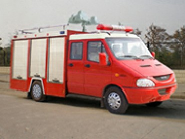 依維柯?lián)岆U(xiǎn)救援消防車(chē)