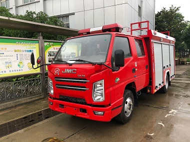 國(guó)六江鈴2噸水罐消防車(chē)