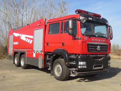 國六汕德卡13噸水罐消防車