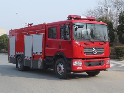 國六東風(fēng)8噸水罐消防車